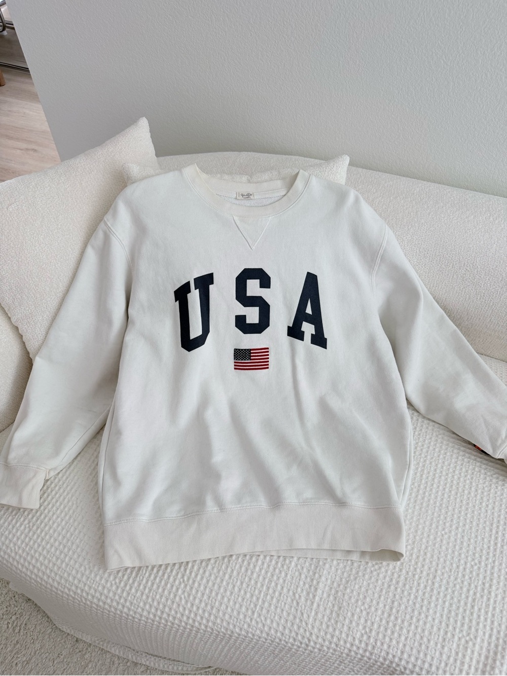 Brandy Melville White USA Crewneck Sweatshirt with Navy Lettering